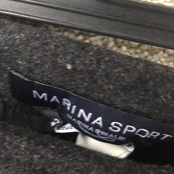 Lovely Gray Pencil Skirt by MarinaSport - Picture 2 of 2